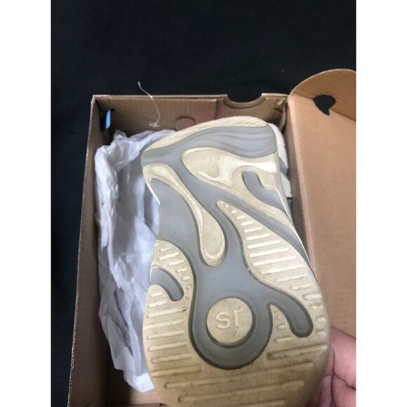 Stride Rite Kids Lighted Swirl Sneaker Sz. 12 mo - Picture 1 of 3